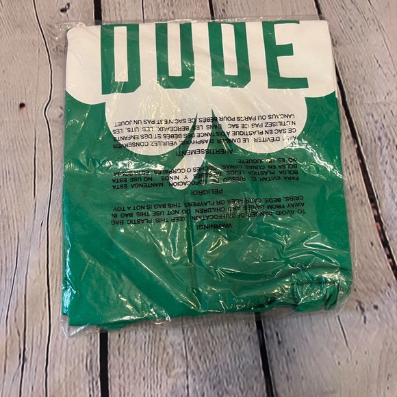 Lucky dude st Patricks day tshirt NWT - Picture 2 of 2